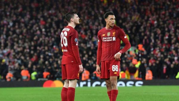 موعد عودة الدوري الإنجليزي للحياة بات مجهولاً