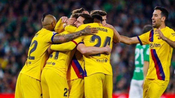 برشلونة يكشف عن موقفه حيال خوض المباريات من دون جماهير