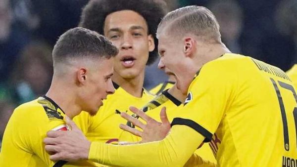 هالاند (يمين) وثورغان هازارد