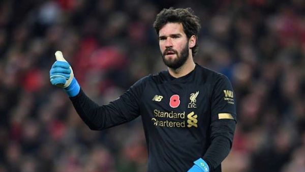 أليسون بيكر