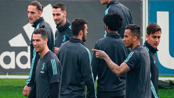 تراجع قيمة لاعبي يوفنتوس بسبب فيروس كورونا