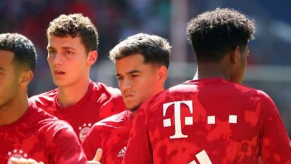 فيليبي كوتينيو (وسط)