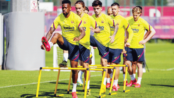 برشلونة يواصل استعداداته لاستئناف الموسم