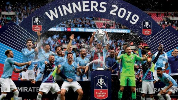 مشاركة مانشستر سيتي الأوروبية على المحك