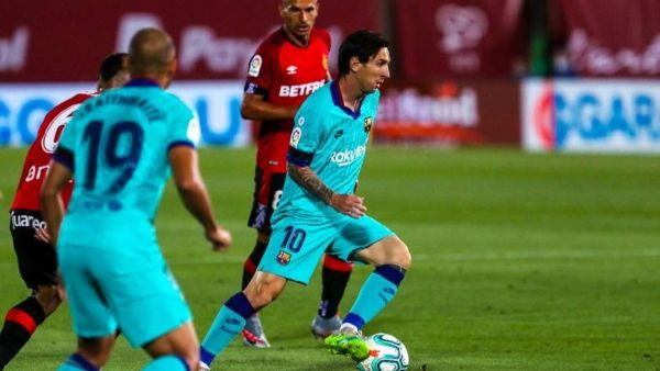 ميسي خلال المباراة