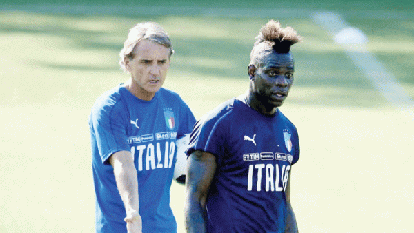 صورة أرشيفية لبالوتيلي ومانشيني