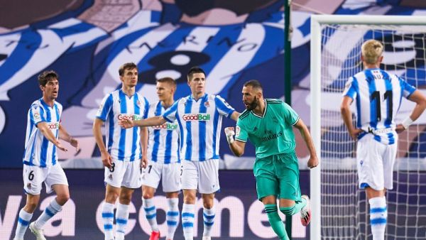 الجدل مستمر في الدوري الإسباني بين الغريمين ريال مدريد وبرشلونة