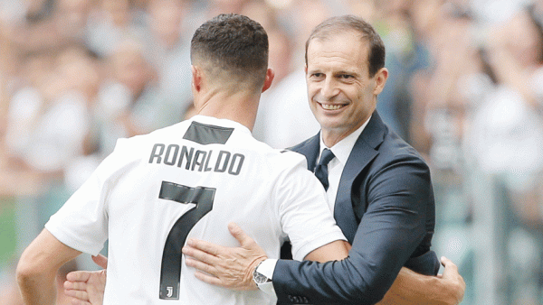 صورة أرشيفية لآليغري ورونالدو