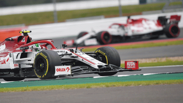 سيحتل رينو المركز الخامس في الترتيب المؤقت لبطولة العالم للصانعين برصيد 32 نقطة، مقابل 27 لرايسينغ بوينت الذي تراجع إلى المركز السادس