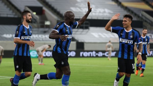 إنتر يتطلع لتحقيق إنجاز غير مسبوق
