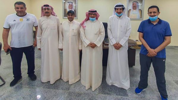 Group photo of the head of the association Sayar Al-Enezi, and members of the council (Photo: KUNA)