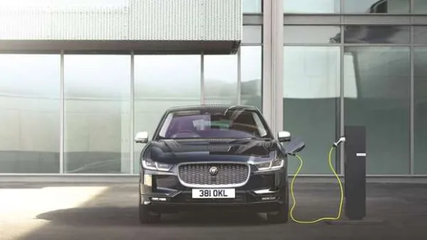 Jaguar Land Rover Cuts Carbon Emissions by Quarter