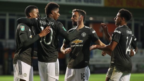 مانشستر يونايتد يتقدم في كأس الرابطة