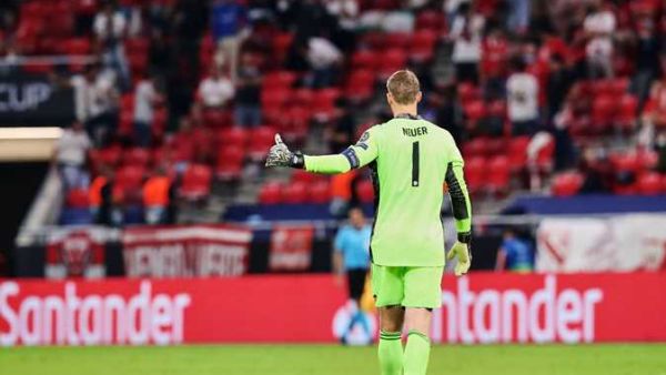 مانويل نوير يبقى الخيار الأول لبايرن ميونيخ