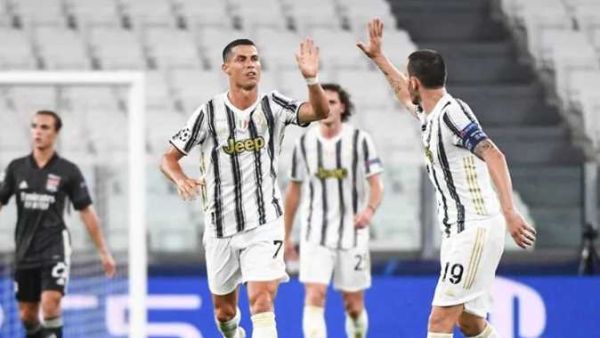 كورونا تواصل ضرب الدوري الإيطالي ومسؤوليه