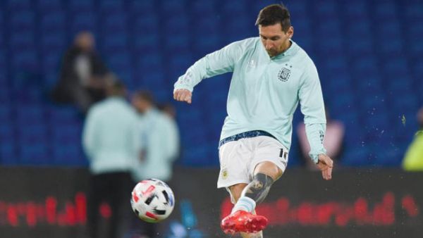 ميسي خلال تدريبات الأرجنتين