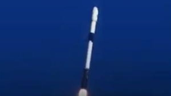 SpaceX Launches 60 New Starlink Broadband Satellites