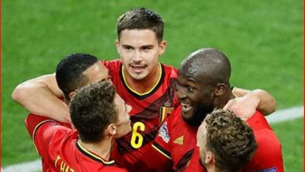 بلجيكا إلى المربع الذهبي