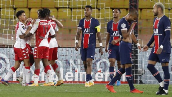 موناكو يصعق باريس