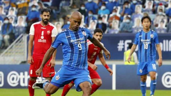 أولسان هيونداي يظفر باللقب الآسيوي