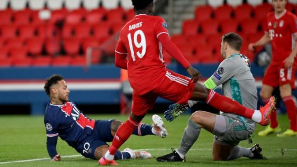 مباراة مثيرة بين العملاقين