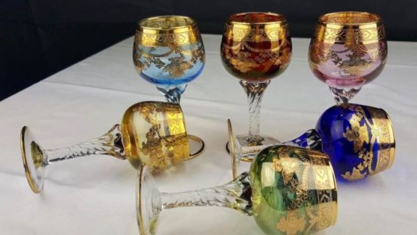 نصائح هامة عند تنظيف قطع الكريستال الخزفية