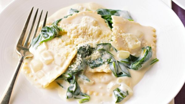 رافيولي بالسبانخ والجبن