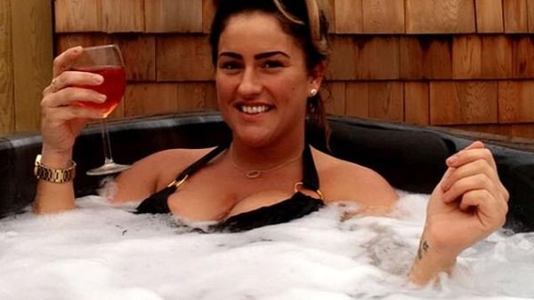 Danielle Cain, 31, from Wigan, Greater Manchester, initially shared the cheeky photo with her new beau through Facebook messenger. (Daily Mail)