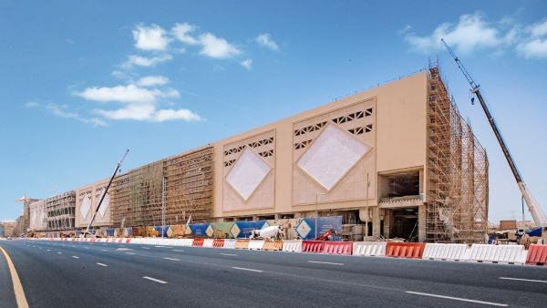 Direct access to new mall from Al Khail Road 