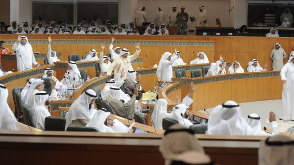 يعارض النواب الكويتيون باستمرار خططا حكومية لفرض الضرائب 