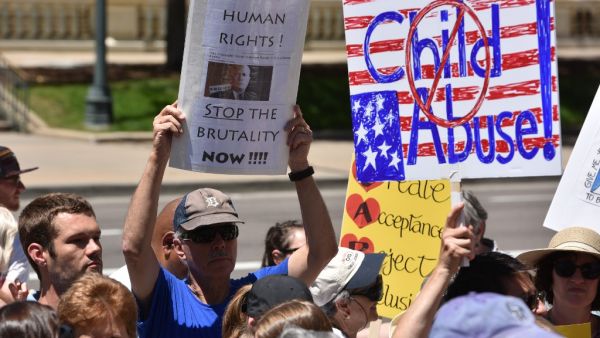 Protestors in front of the Byron G Rogers Federal building against inhumane immigrant detention centers. (AFP/ File Photo)