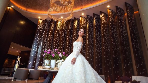 the hotel will offer valuable advice to all couples in choosing the right package to achieve the desired result on this day.  