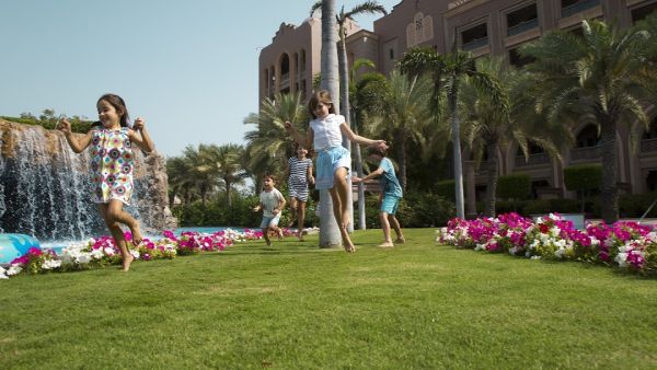يبدأ المخيم الصيفي من 7 يوليو حتى 29 أغسطس 2019، ويستقبل الأطفال الذين تتراوح أعمارهم ما بين 5-12 سنة.