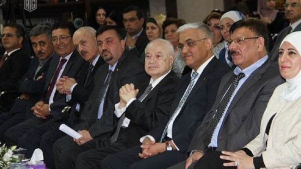خلال الحدث