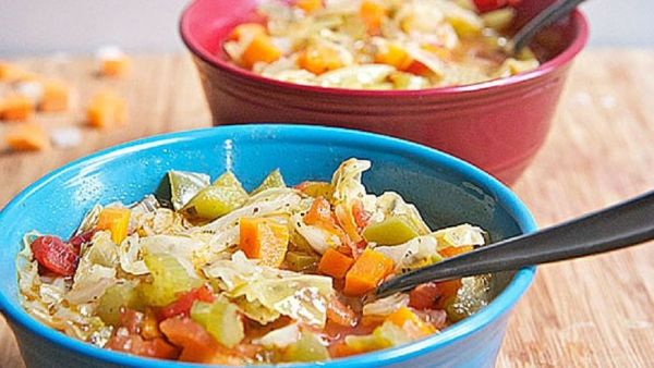  شوربة الكرنب الحارقة للدهون