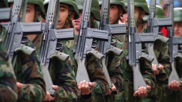 Turkish soldiers  (Shutterstock)	