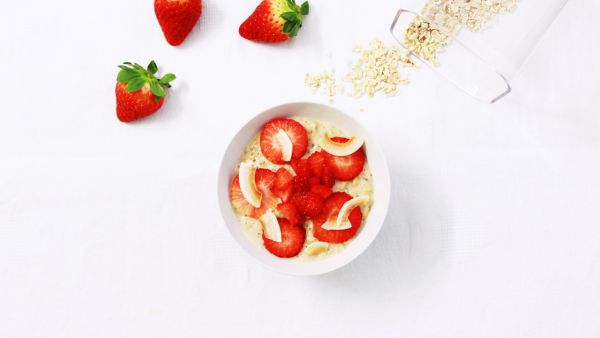 حلى الفراولة بالكريمة 