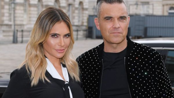 Robbie Williams and his wife Ayda Field (Twitter)