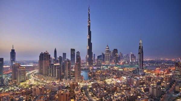 حققت "إعمار للتطوير" صافي أرباح بقيمة 1.382 مليار درهم (376 مليون دولار)، وإيرادات بقيمة 6.237 مليار درهم (1.698 مليار دولار)، في النصف الأول من العام.