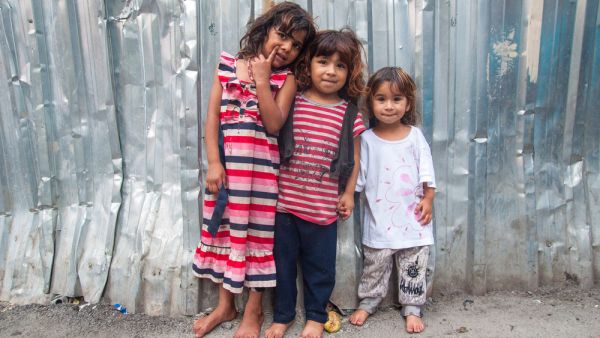 Unidentified children Syrian refugees are standing on the street. (Shutterstock/ File Photo)