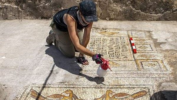 A team from the University of Haifa found the Burnt Church in 2005, but only began the dig this summer (dailymail,Dr.Eisenberg)