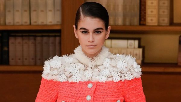 Kaia Gerber doesn't have the energy to flirt Source @kaiagerber instagram