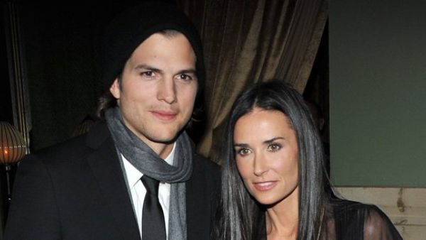 Demi Moore revealed she suffered a miscarriage while pregnant with Ashton Kutcher's baby (Twitter)
