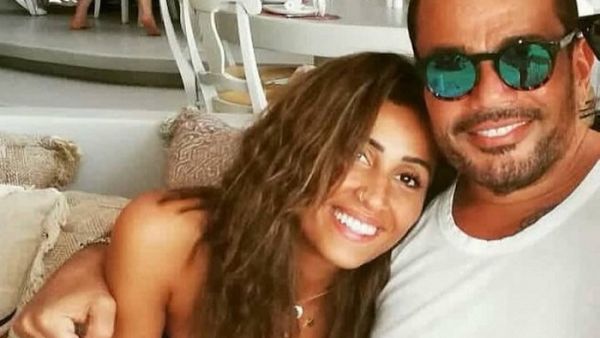 إعلان زواج عمرو دياب من دينا الشربيني