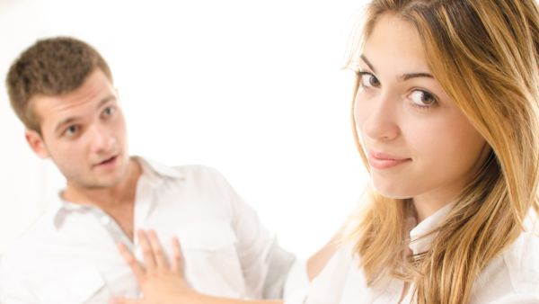 إن الرجل الذي يتفهم أو يتقبل رفض المرأة له ويعالج الموضوع باهتمام هو رجل يتمتع بقوة إرادة إن الرجل الذي يتفهم أو يتقبل رفض المرأة له ويعالج الموضوع باهتمام هو رجل يتمتع بقوة إرادة