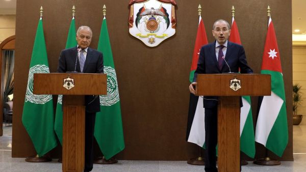 Arab League Secretary-General Ahmed Aboul Gheit (L) attends with Jordanian Foreign Minister Ayman Safadi following their meeting in Amman on October 20, 2019. (Khalil MAZRAAWI / AFP)
