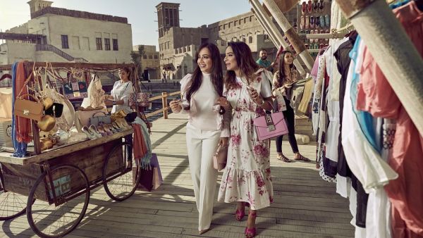 Splurge on world-class shopping across the city's many impressive malls including The Dubai Mall – one of the world's largest shopping complexes. 