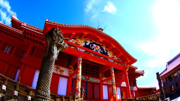Shuri Castle of Okinawa (Shutterstock)	