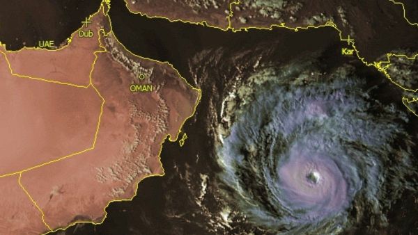 الحالة المدارية للعاصفة "مها" تشير إلى تطورها من إعصار مداري من الدرجة الأولى الى الثانية