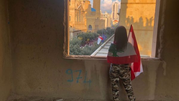 “الوزير السابق محمد الصفدي موافق على تولي رئاسة حكومة جديدة”.